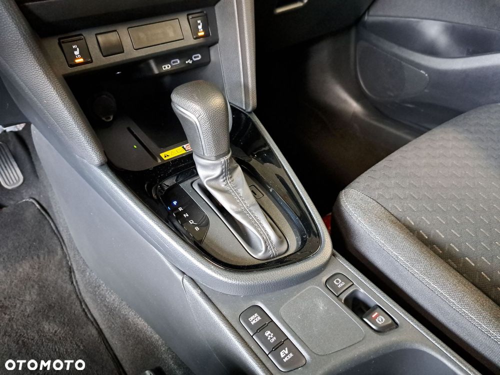 Toyota Yaris Cross Hybrid 1.5 Style - 28
