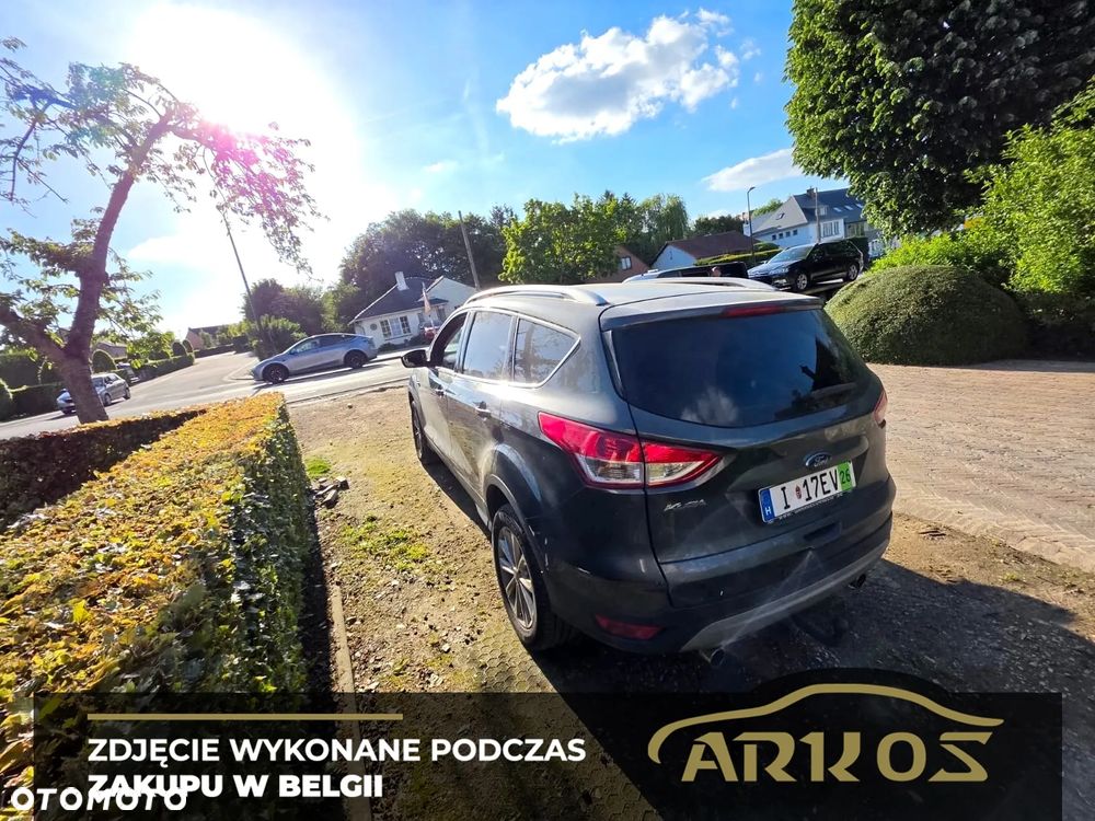 Ford Kuga 2.0 TDCi 4x4 Business Edition - 4