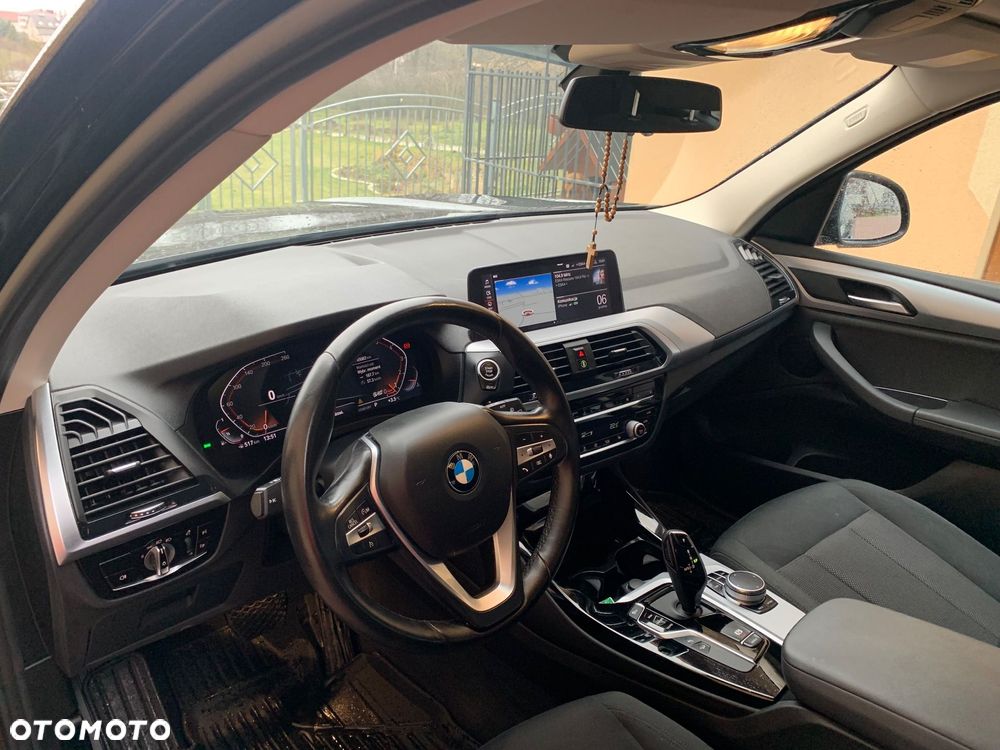 BMW X3 xDrive20i - 2