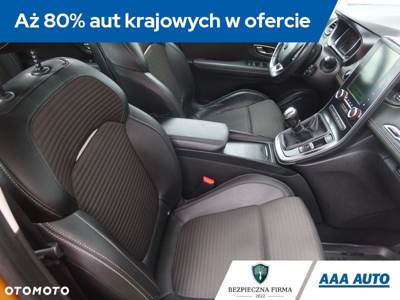Renault Scenic - 11
