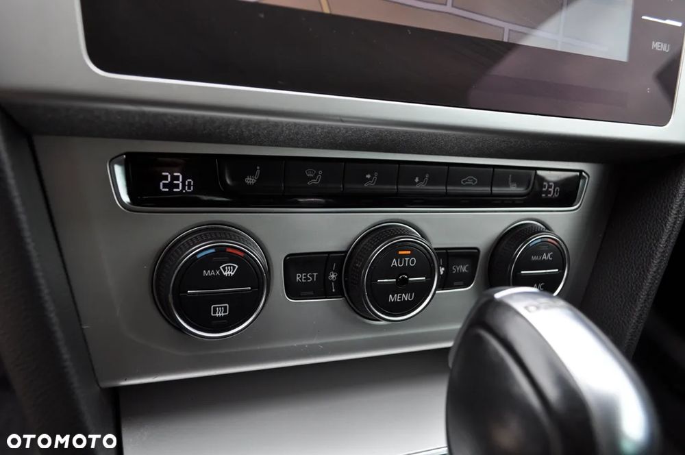 Volkswagen Passat 2.0 TDI BMT Comfortline DSG - 17