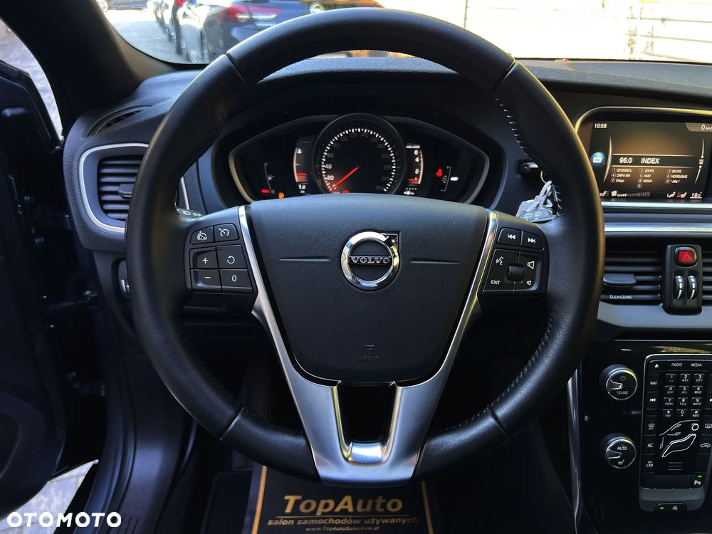 Volvo V40 Cross Country T3 Momentum - 26