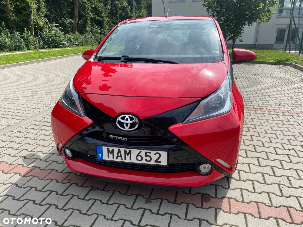 Toyota Aygo x-play touch - 9