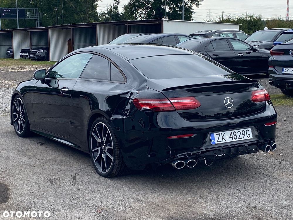Mercedes-Benz Klasa E AMG 53 Coupe 4-Matic+ 9G-TRONIC - 12