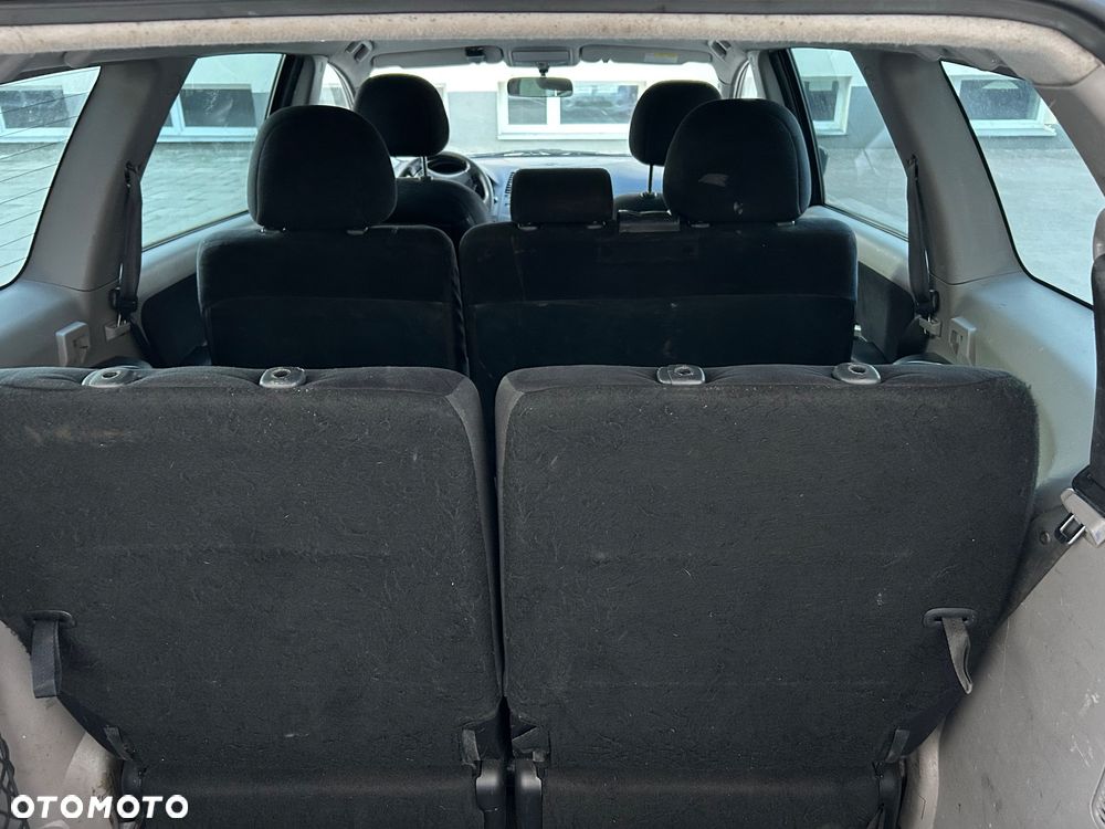 Mitsubishi Grandis 2.0 DID Intense - 13