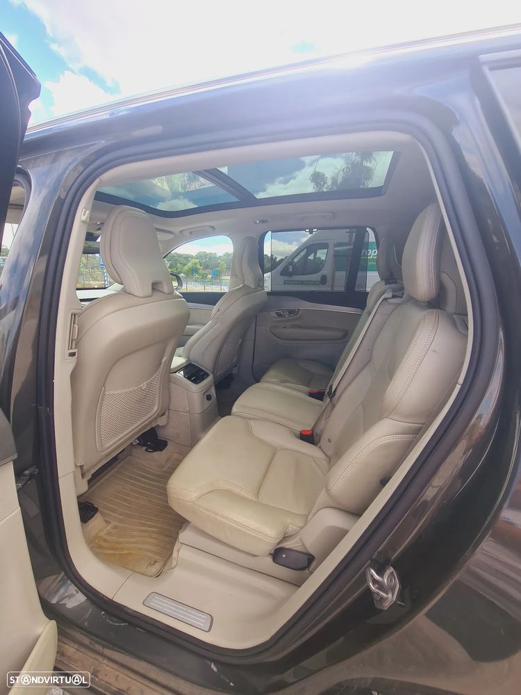 Volvo XC 90 - 15