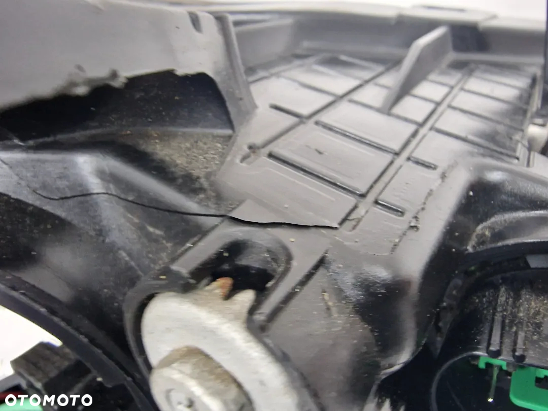 HYUNDAI i30 II 12- SOCZEWKA LEWA LAMPA PRZEDNIA PRZÓD , NR 92101-A6020 , NR AUKCJI LL87 - 18