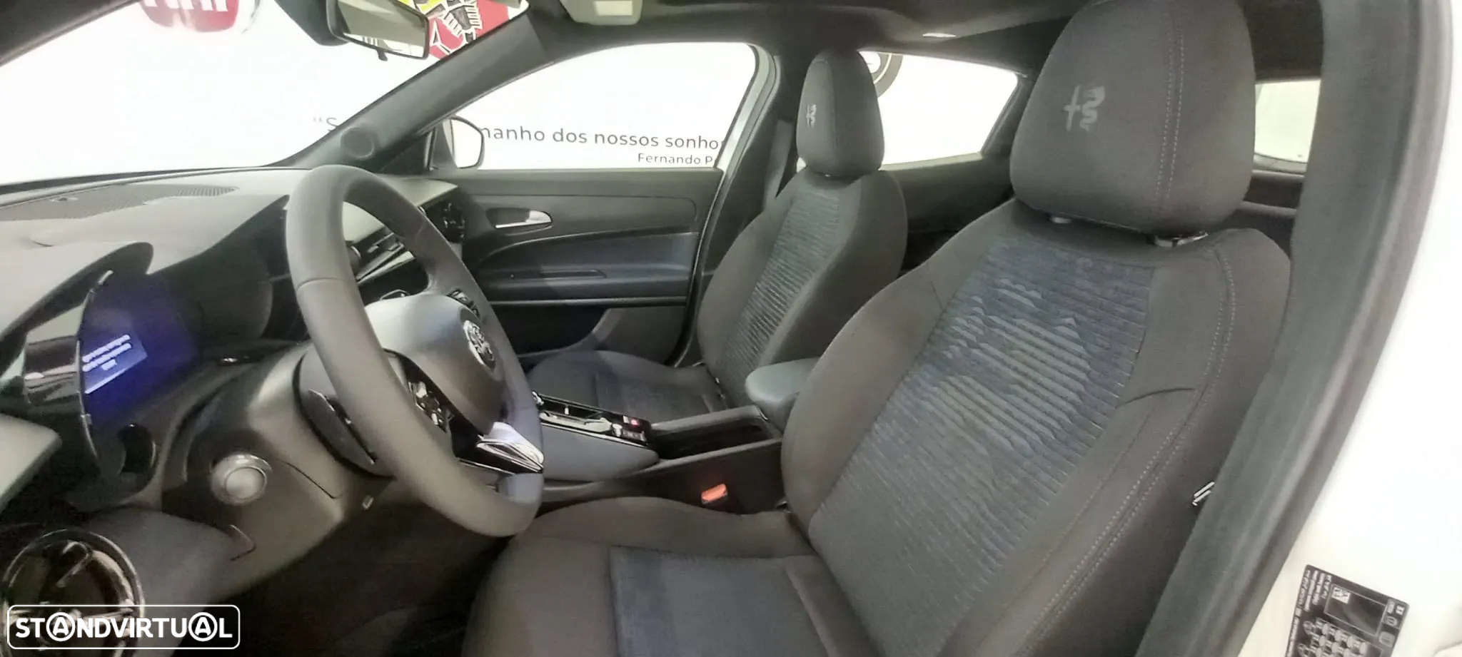 Alfa Romeo Junior 1.2 eDCT6 - 8
