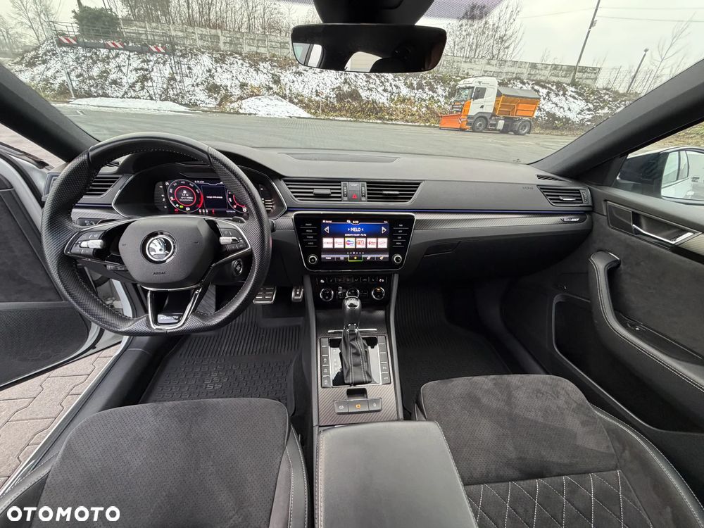 Skoda Superb 2.0 TSI Sportline DSG - 13