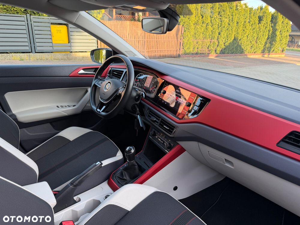 Volkswagen Polo - 36