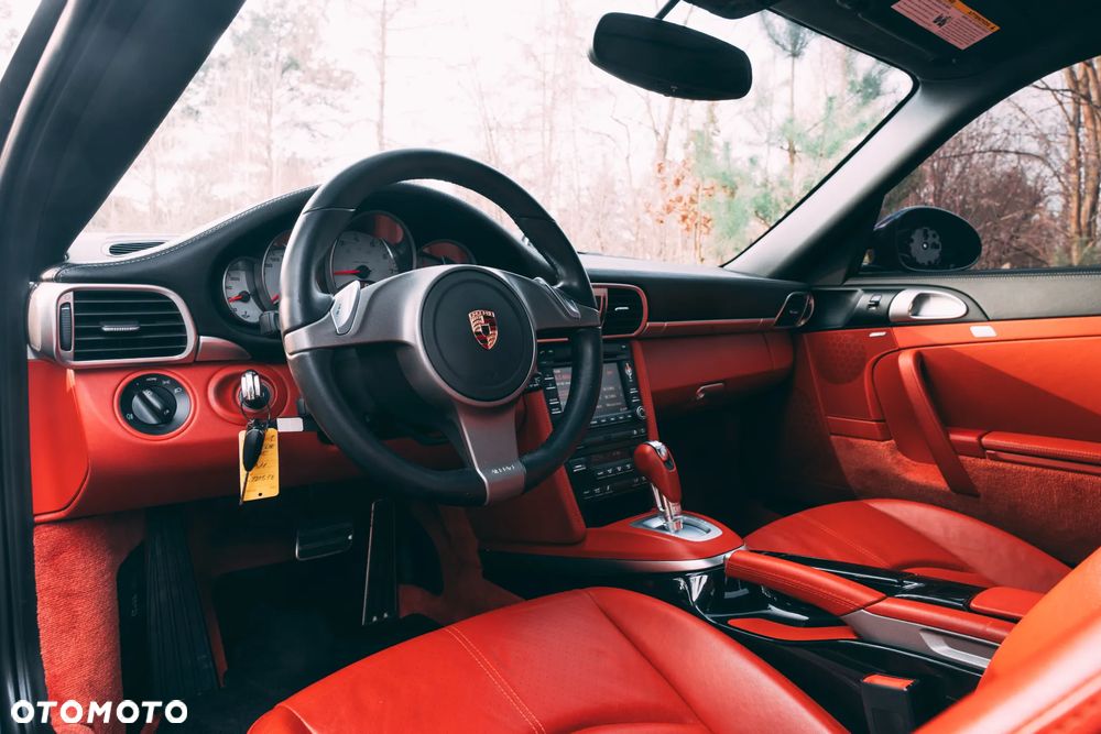 Porsche 911 Carrera 4S PDK - 16