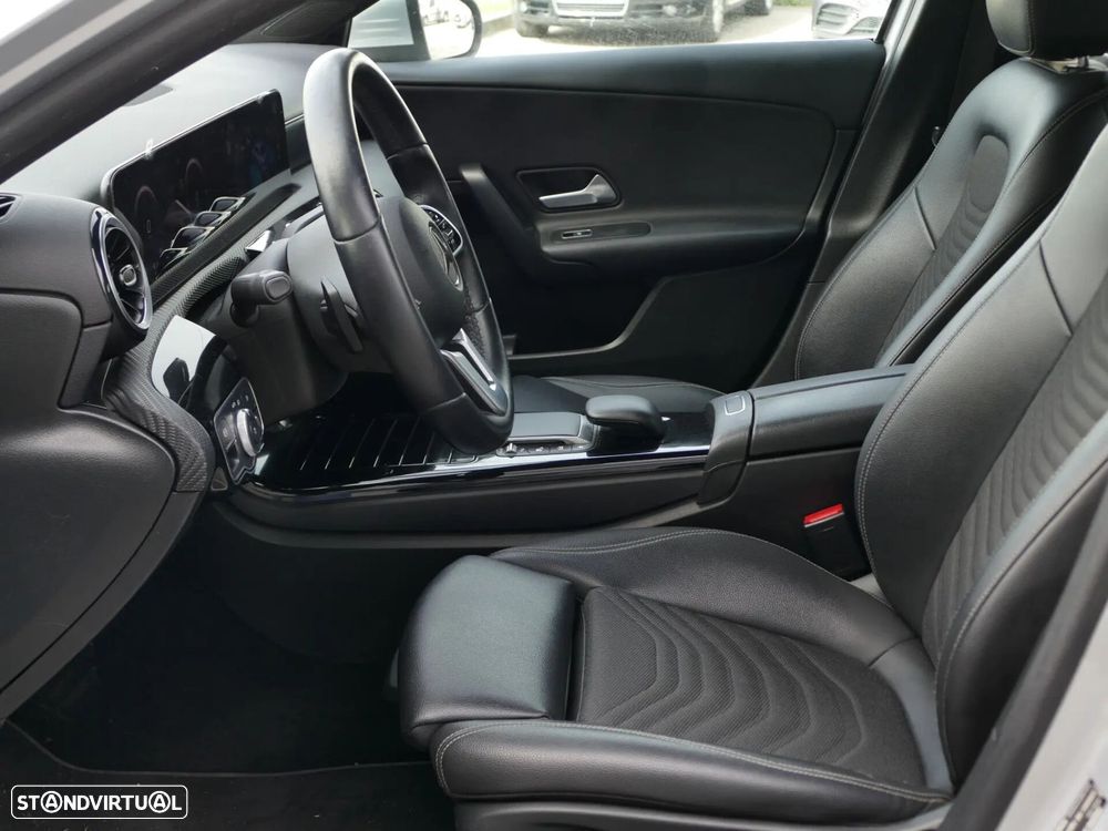 Mercedes-Benz A 250 Limousine e Style Plus - 24