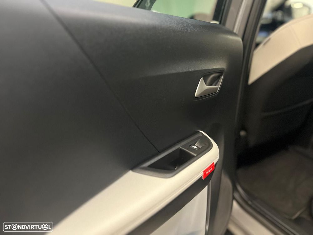 Citroën e-C3 Aircross 44 kWh Autonomia Conforto Max - 15