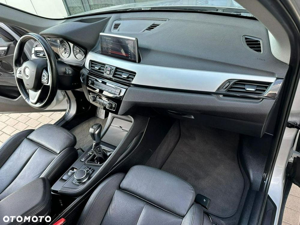BMW X1 xDrive25i Advantage - 15