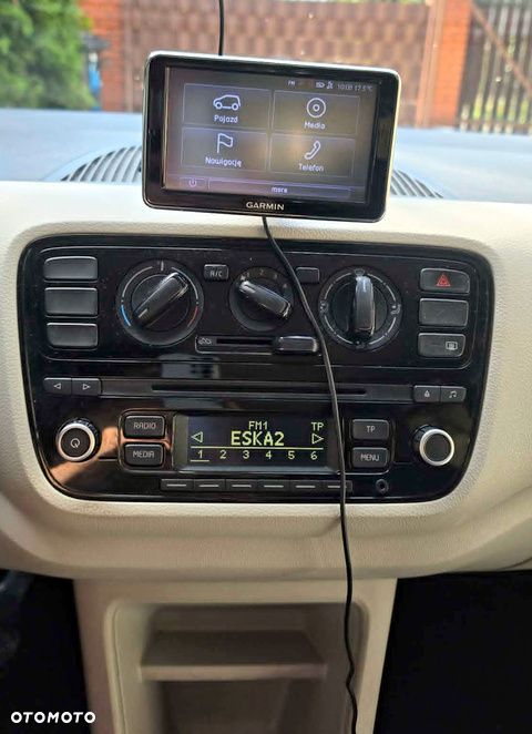 Volkswagen up! 1.0 move - 11