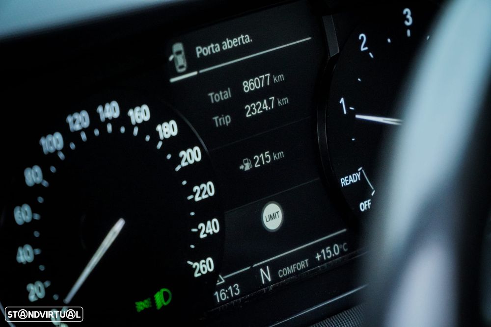 BMW 116 d Corporate Edition Auto - 2