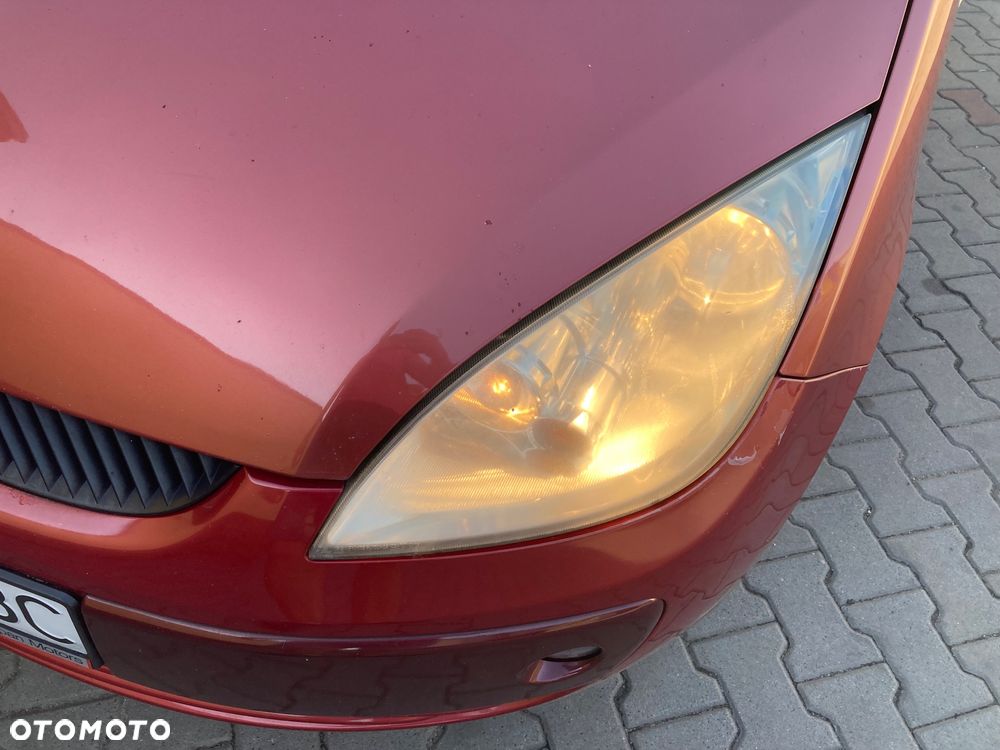 Mitsubishi Colt - 10