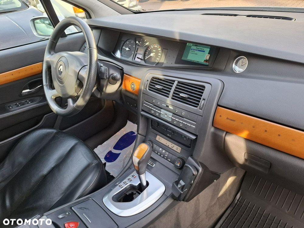 Renault Vel Satis 3.0 dCi Initiale - 28