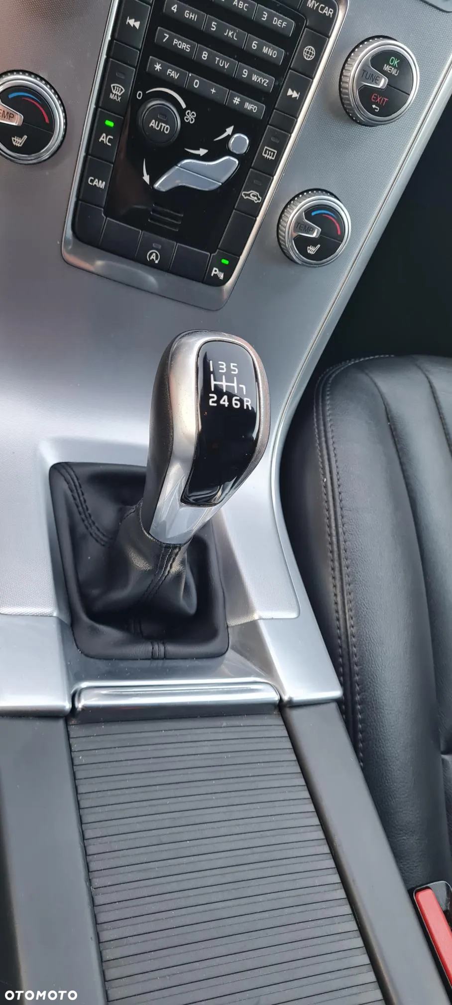 Volvo XC 60 D4 Drive-E Summum - 31