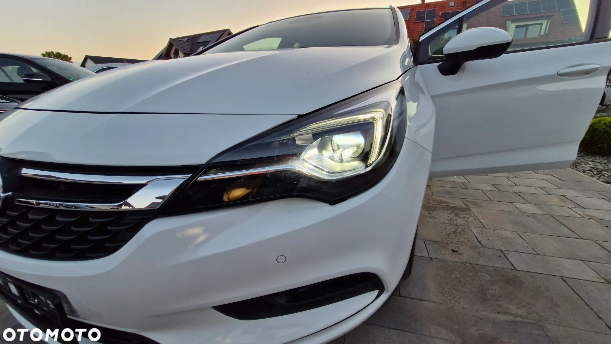 Opel Astra 1.6 D Start/Stop Sports Tourer Business - 13