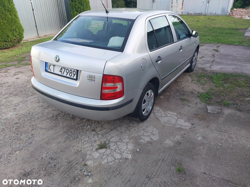 Skoda Fabia - 3