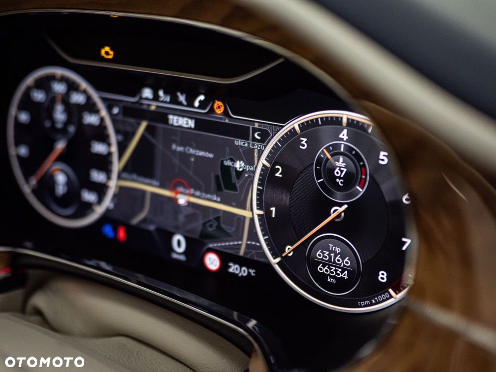 Bentley Flying Spur - 17