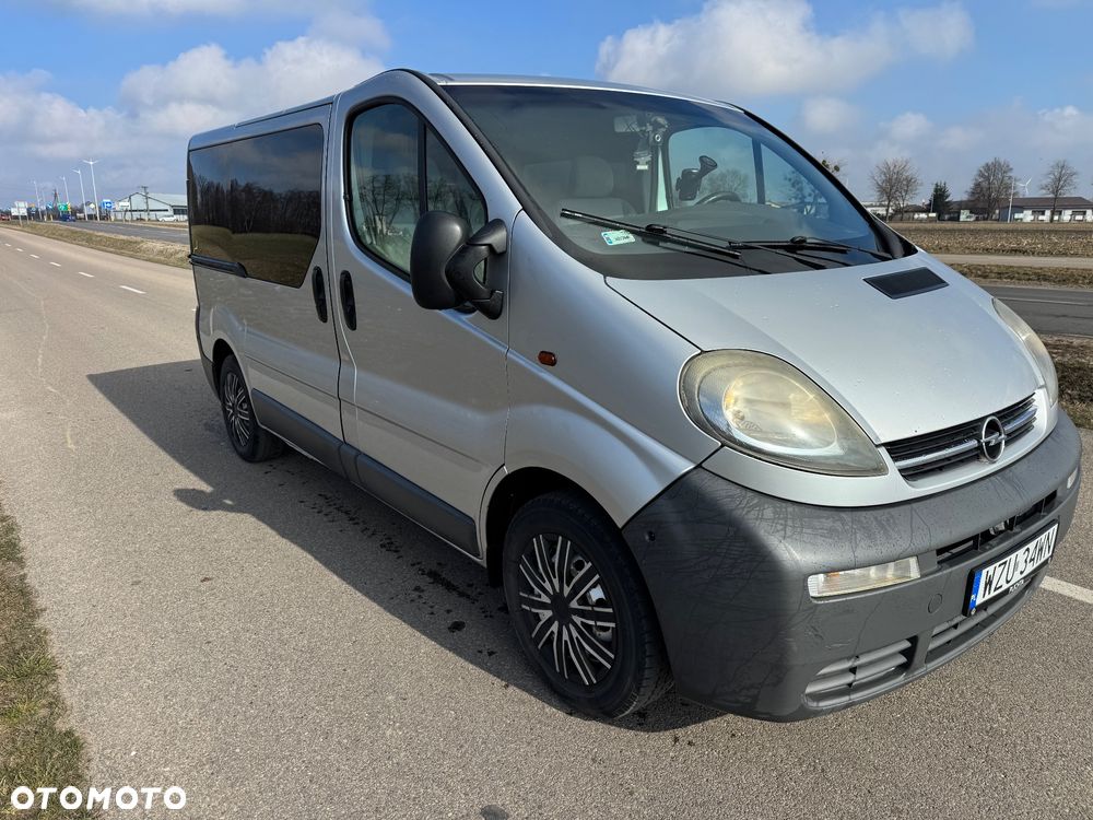 Opel Vivaro - 10