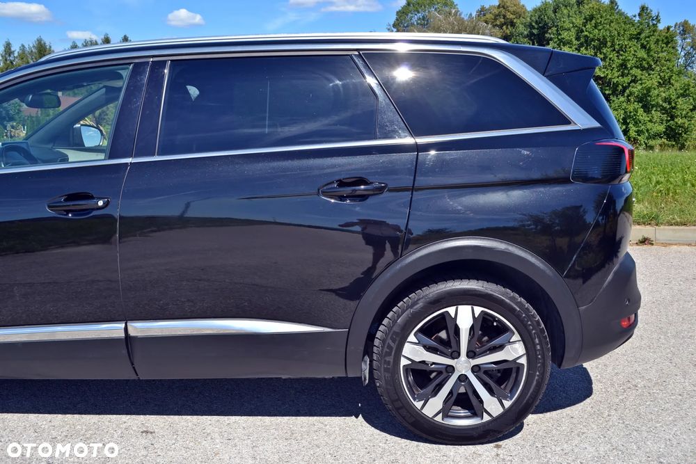 Peugeot 5008 - 10