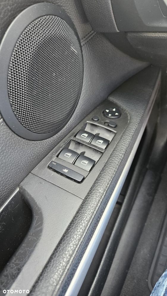 BMW Seria 3 - 16