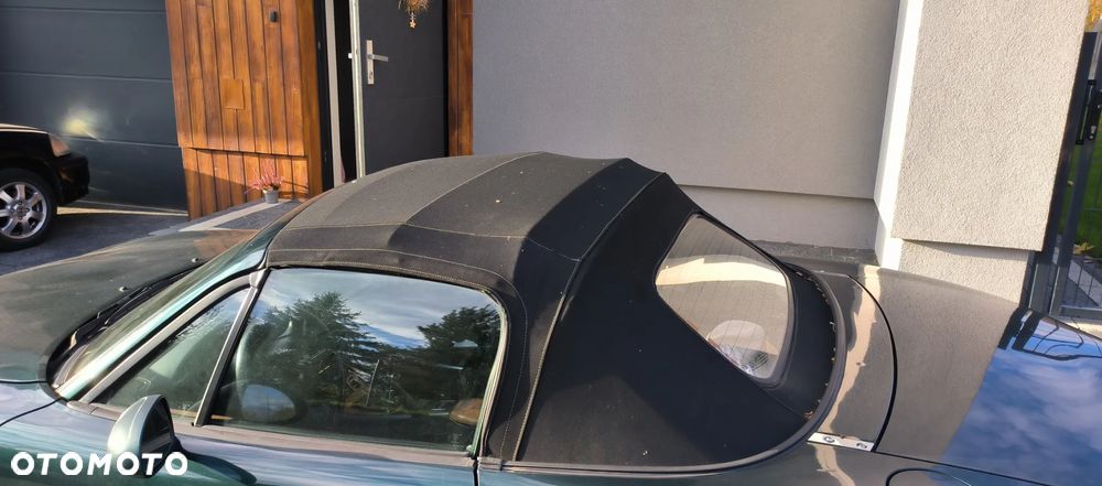 Mazda MX-5 1.6i 16V - 12