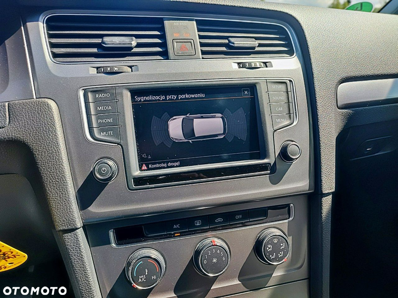 Volkswagen Golf - 9