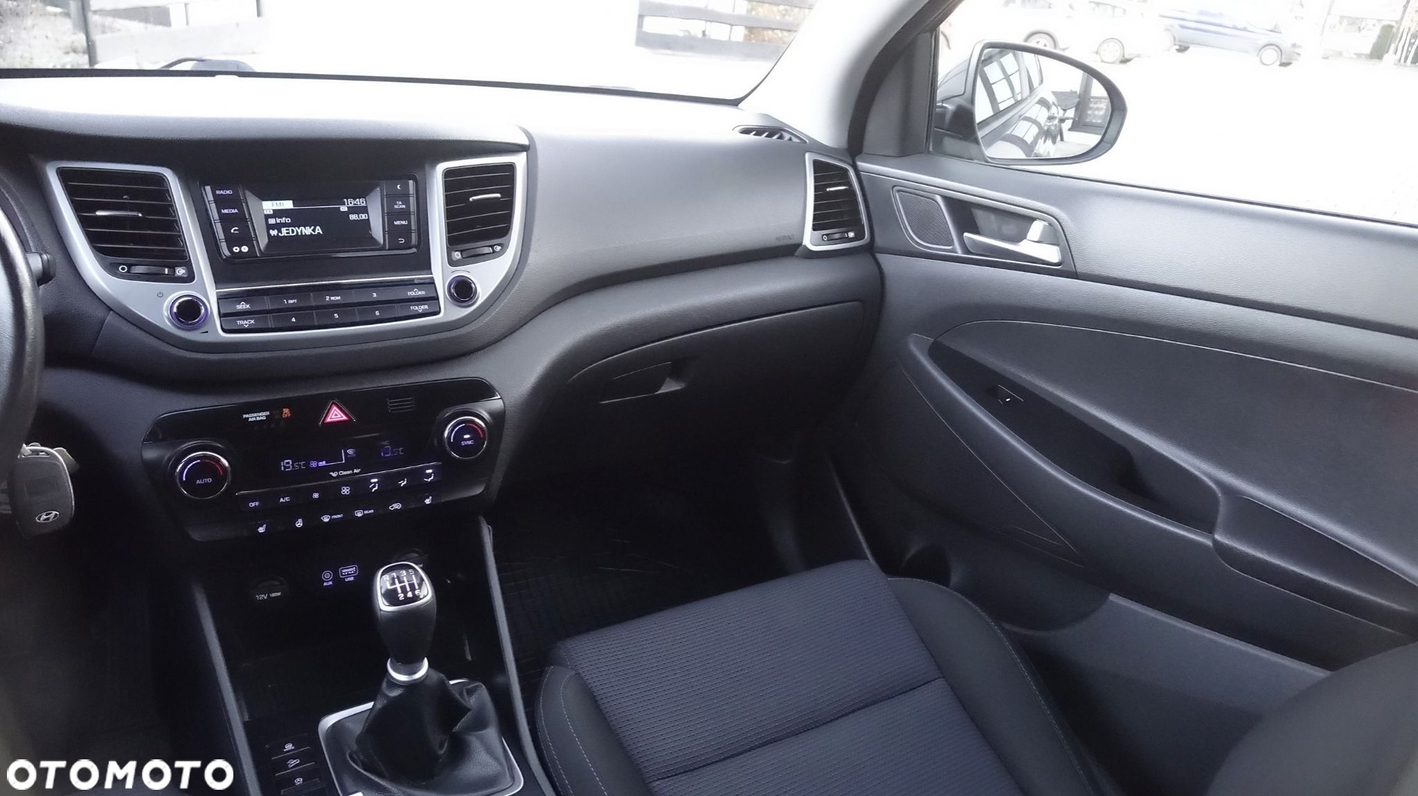 Hyundai Tucson - 33