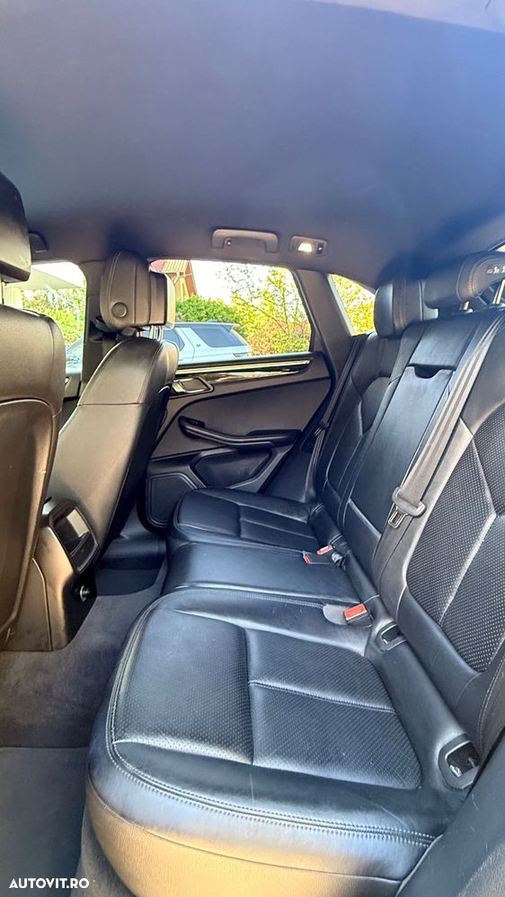 Porsche Macan - 7