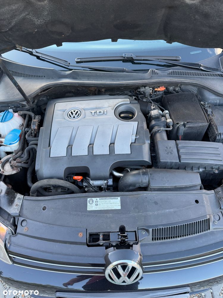 Volkswagen Golf 1.6 TDI DPF Comfortline - 18