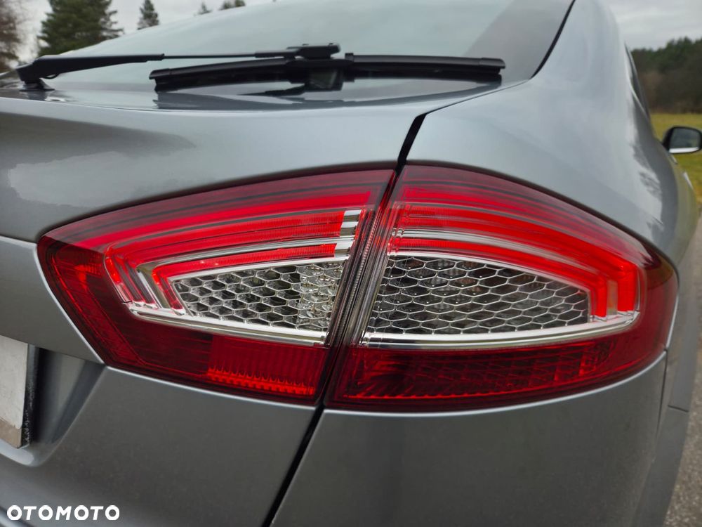 Ford Mondeo 2.0 TDCi Ghia - 27