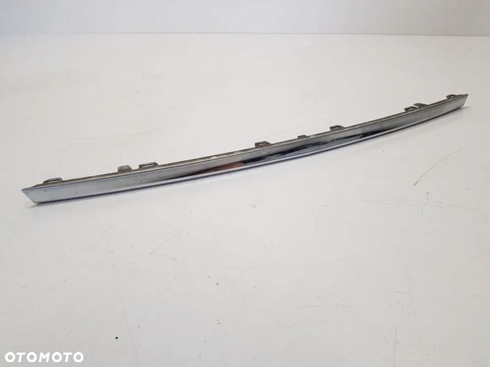 LISTWA BLENDA KLAPY TYLNEJ TYŁ CHROM OPEL MERIVA B - 1