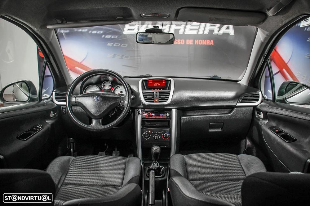 Peugeot 207 1.4 HDi Trendy - 3