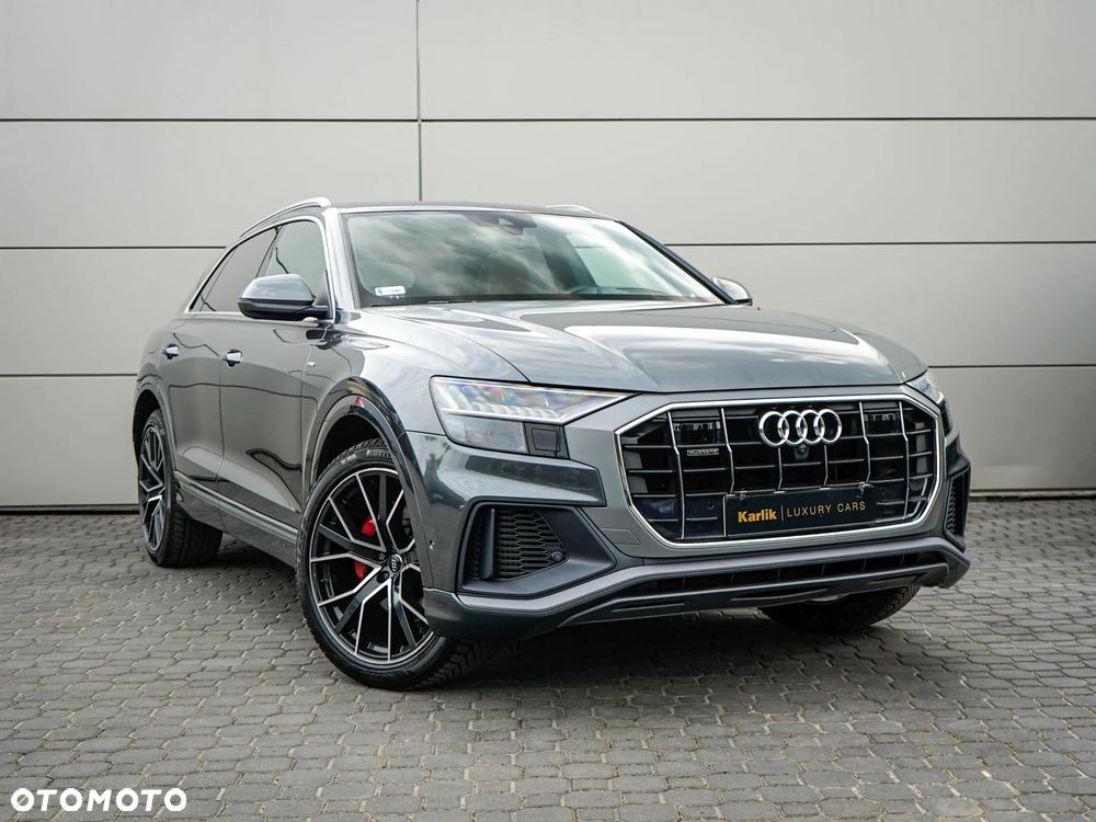 Audi Q8 - 1