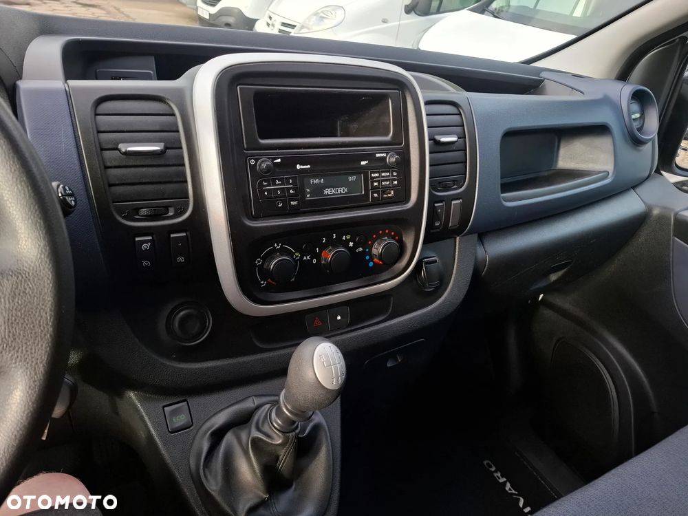 Opel Vivaro 2018 L2H2 MAXI *jedynie 77tys przebiegu* klima 3osobowy - 24