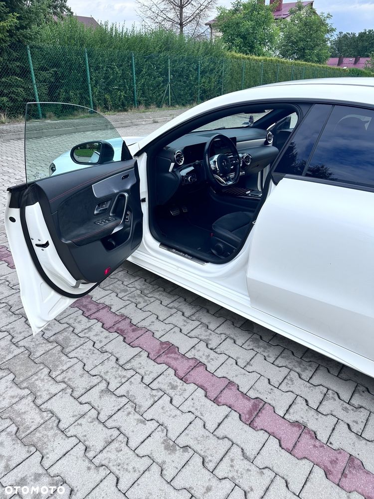Mercedes-Benz CLA 250 4-Matic AMG Line 7G-DCT - 9