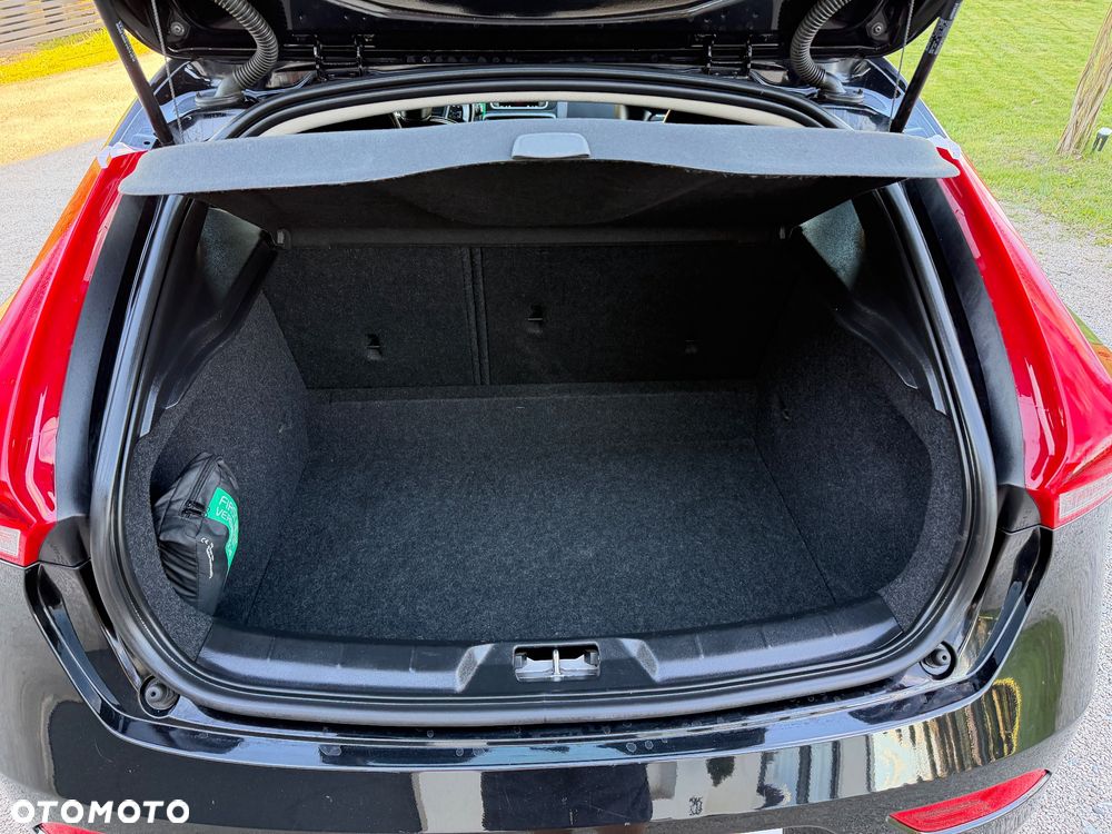 Volvo V40 D2 Ocean Race - 27