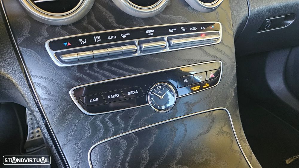 Mercedes-Benz C 300 de AMG Line - 30