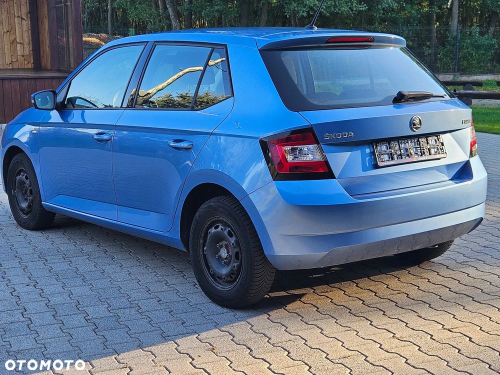 Skoda Fabia - 8