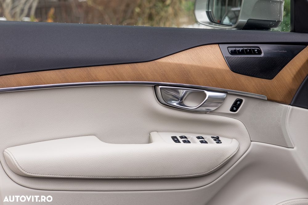 Volvo XC 90 Recharge T8 eAWD Inscription - 17