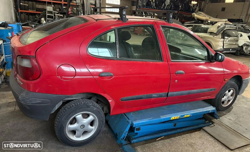 Renault Megane I 1.4 Ano 1997 Para Peças - 4