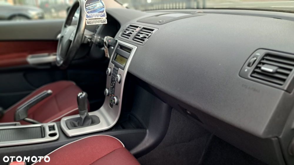 Volvo C30 1.6 R-Design - 12