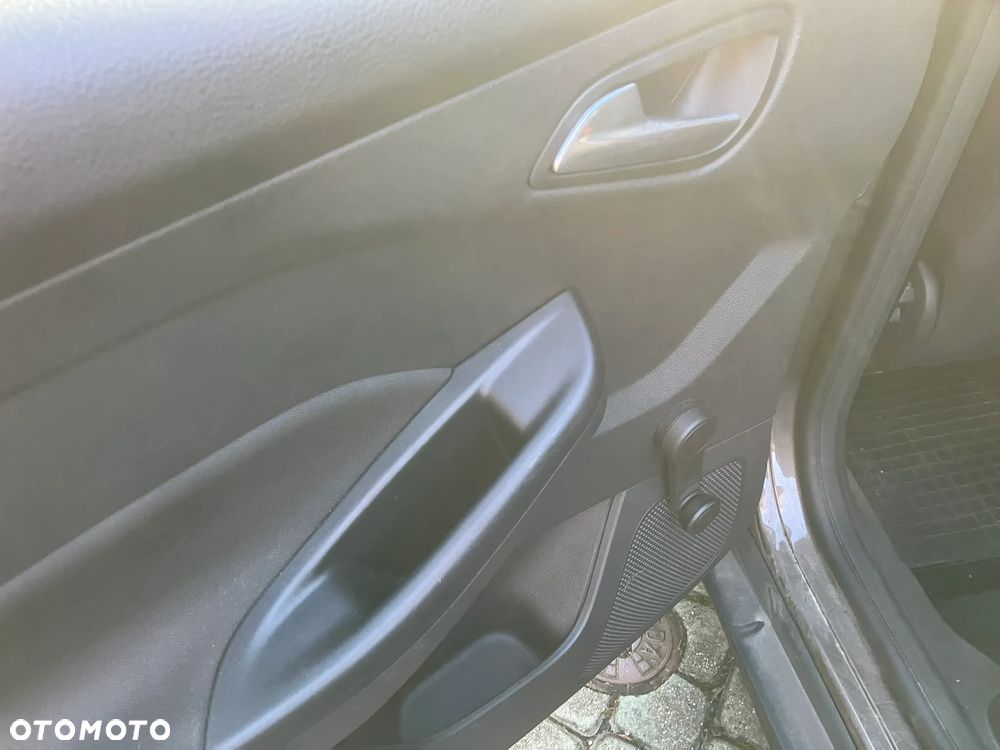 Ford Focus 1.6 Trend - 18