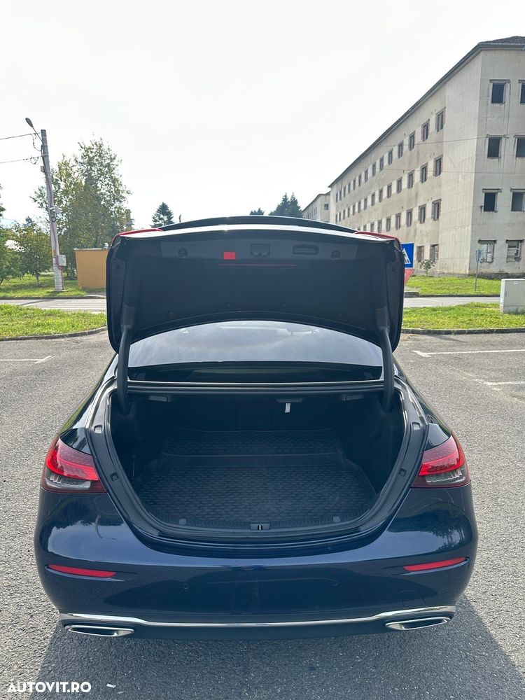 Mercedes-Benz E 220 d T 9G-TRONIC Exclusive - 12
