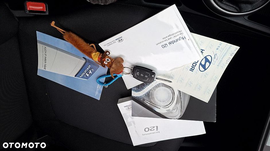 Hyundai i20 1.2 Intro Edition - 32
