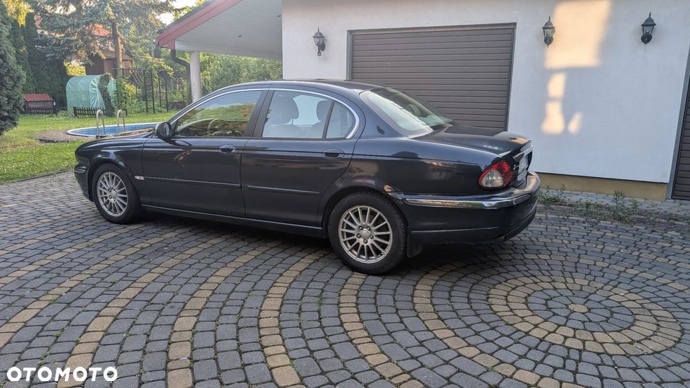 Jaguar X-Type 2.2 Executive - 4
